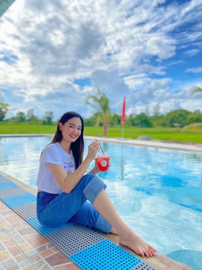 Srihome ยายศรีโฮมแอนแคมป์ปิ้ง Ban Don Tum Esterno foto