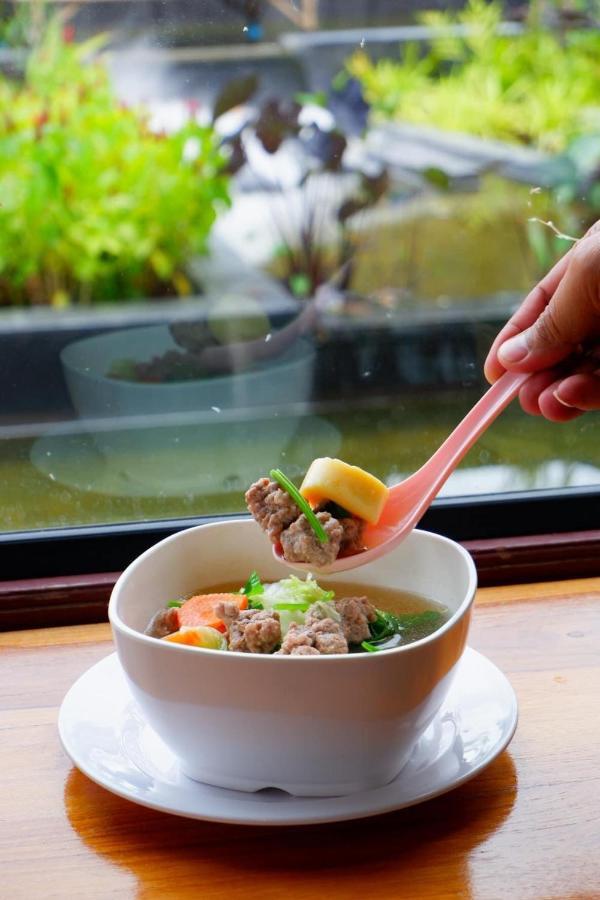 Srihome ยายศรีโฮมแอนแคมป์ปิ้ง Ban Don Tum Esterno foto
