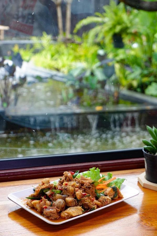 Srihome ยายศรีโฮมแอนแคมป์ปิ้ง Ban Don Tum Esterno foto